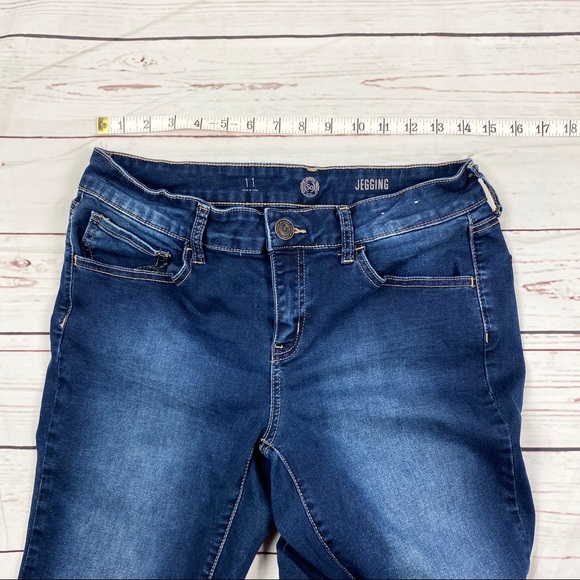 Juniors So Size 11 Stretch Jeggings V - Picture 3 of 7